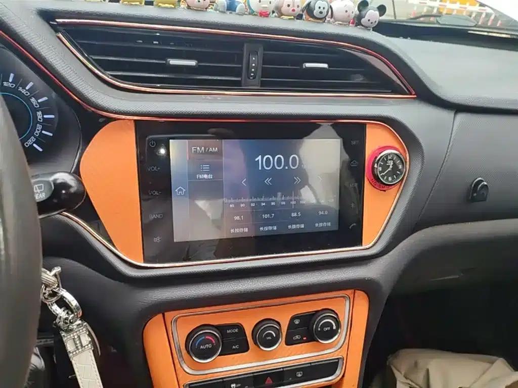Chery Tiggo 3 2016 1.6L CVT Smart Edition — миниатюра 13