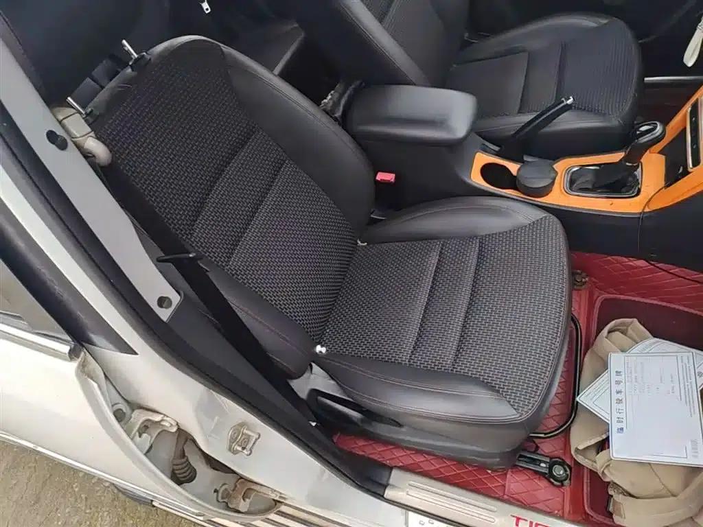 Chery Tiggo 3 2016 1.6L CVT Smart Edition — миниатюра 25