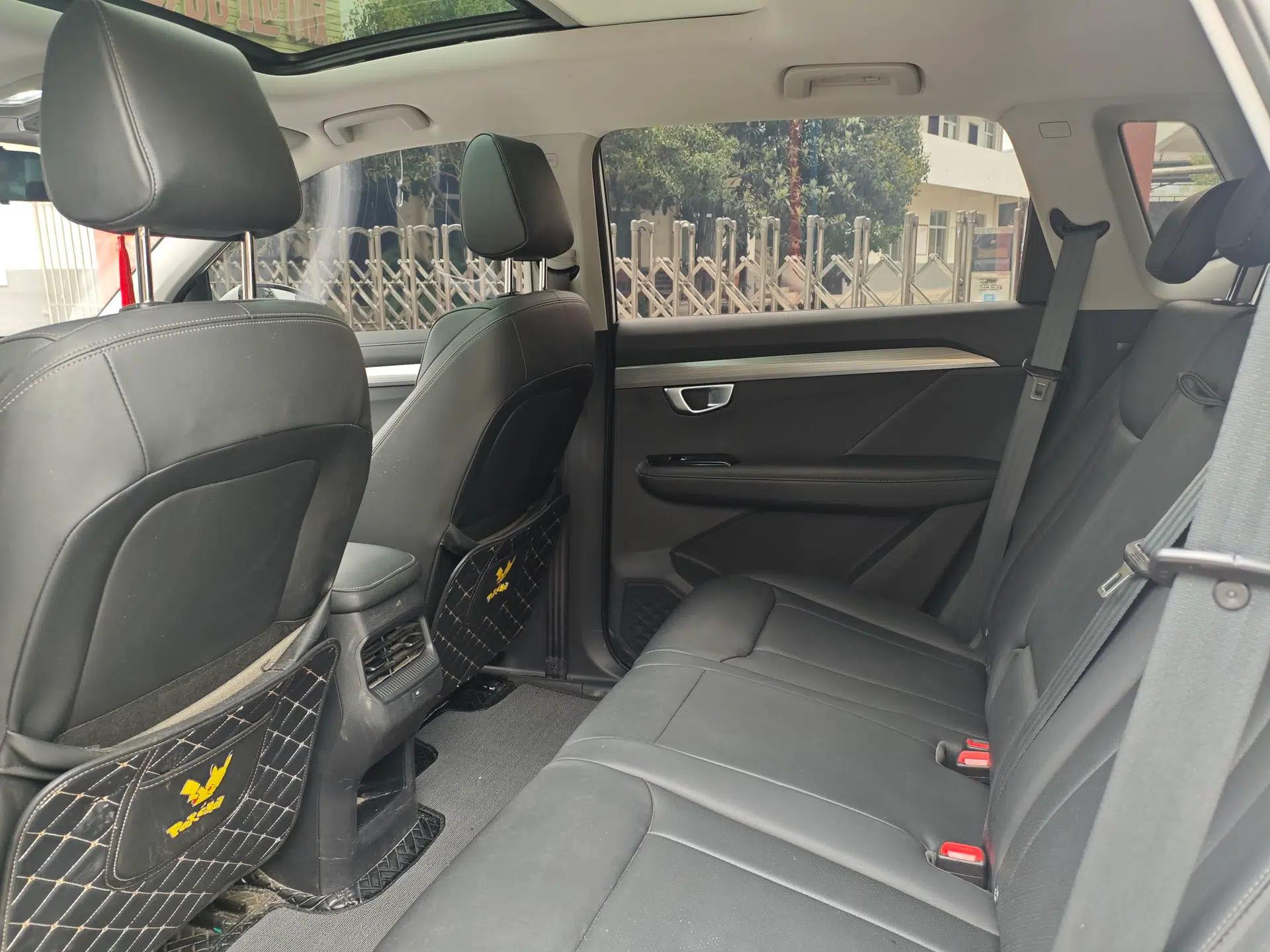 Wuling Asta 2021 1.5T CVT Star曜 Edition — миниатюра 13