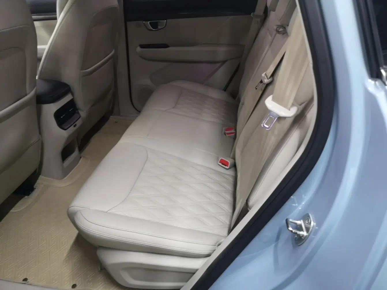 Wuling Asta 2021 1.5T CVT Star曜 Edition — миниатюра 20
