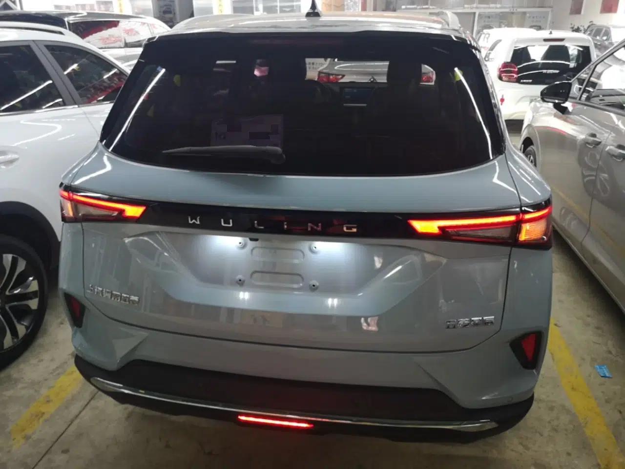 Wuling Asta 2021 1.5T CVT Star曜 Edition — миниатюра 5