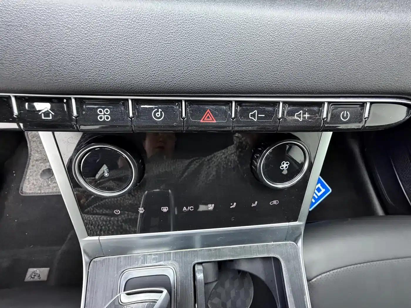 Chery Tiggo 7 PLUS 2021 1.5T CVT Premium Edition — миниатюра 11