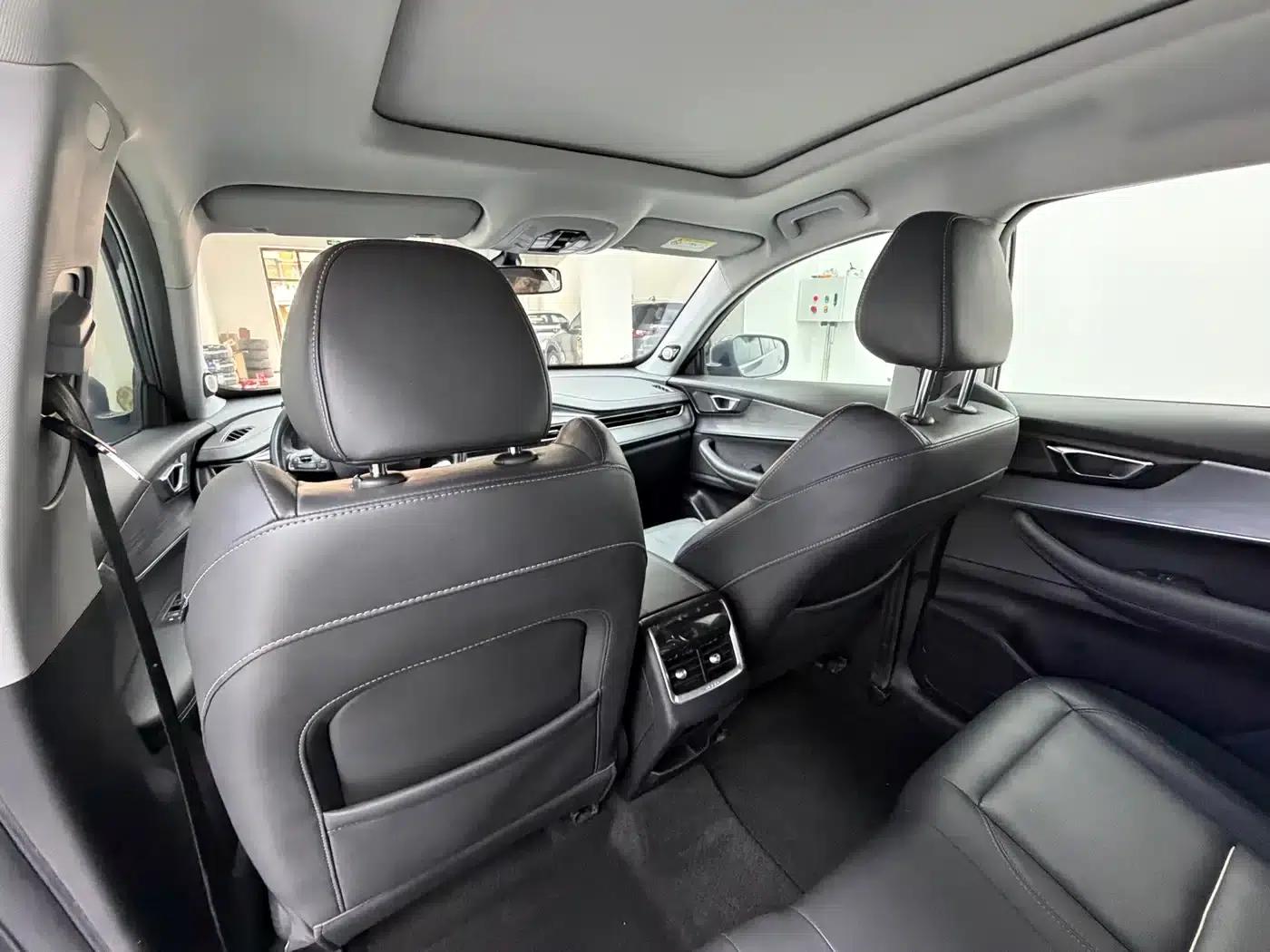Chery Tiggo 7 PLUS 2021 1.5T CVT Premium Edition — миниатюра 14