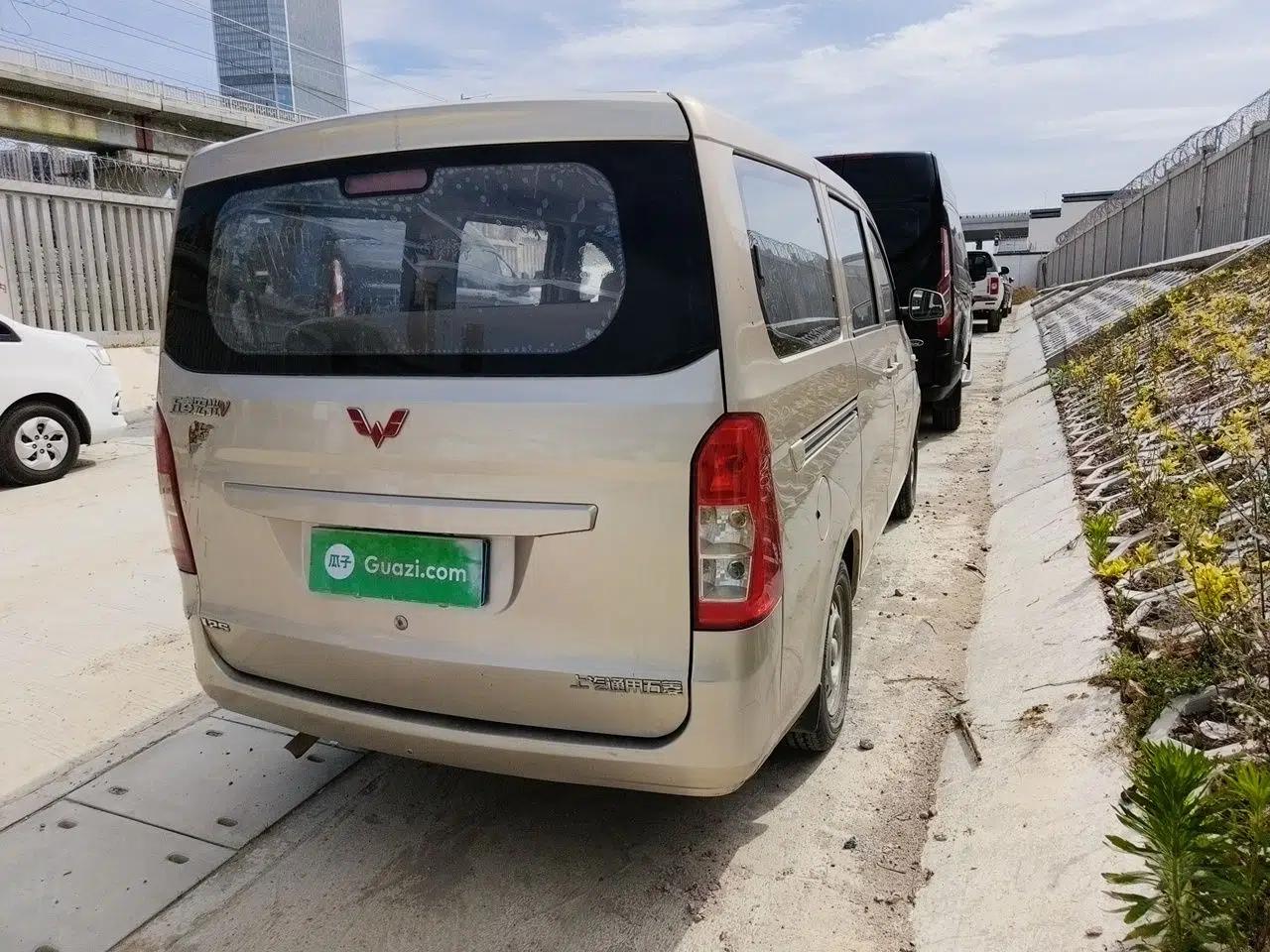 Wuling Rongguang V 2015 1.2L Base Version — миниатюра 6
