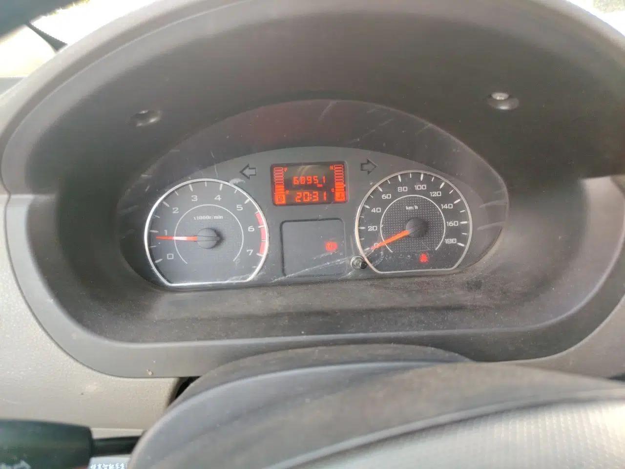Wuling Rongguang V 2018 1.5L Standard Version — миниатюра 12