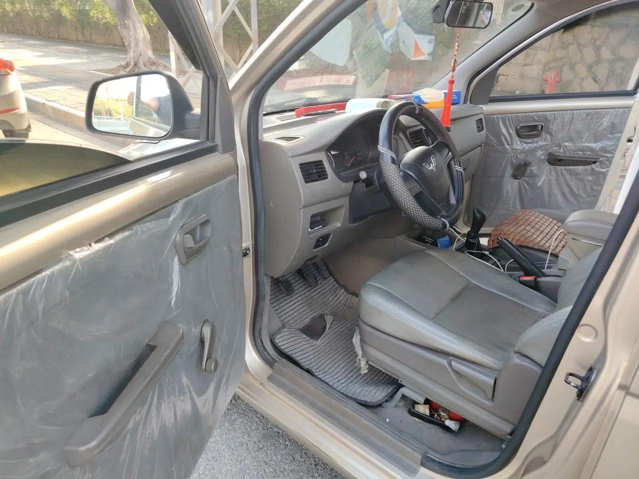 Wuling Rongguang V 2018 1.5L Standard Version — миниатюра 17