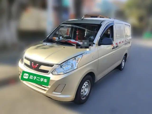 Wuling Rongguang V 2018 1.5L Standard Version