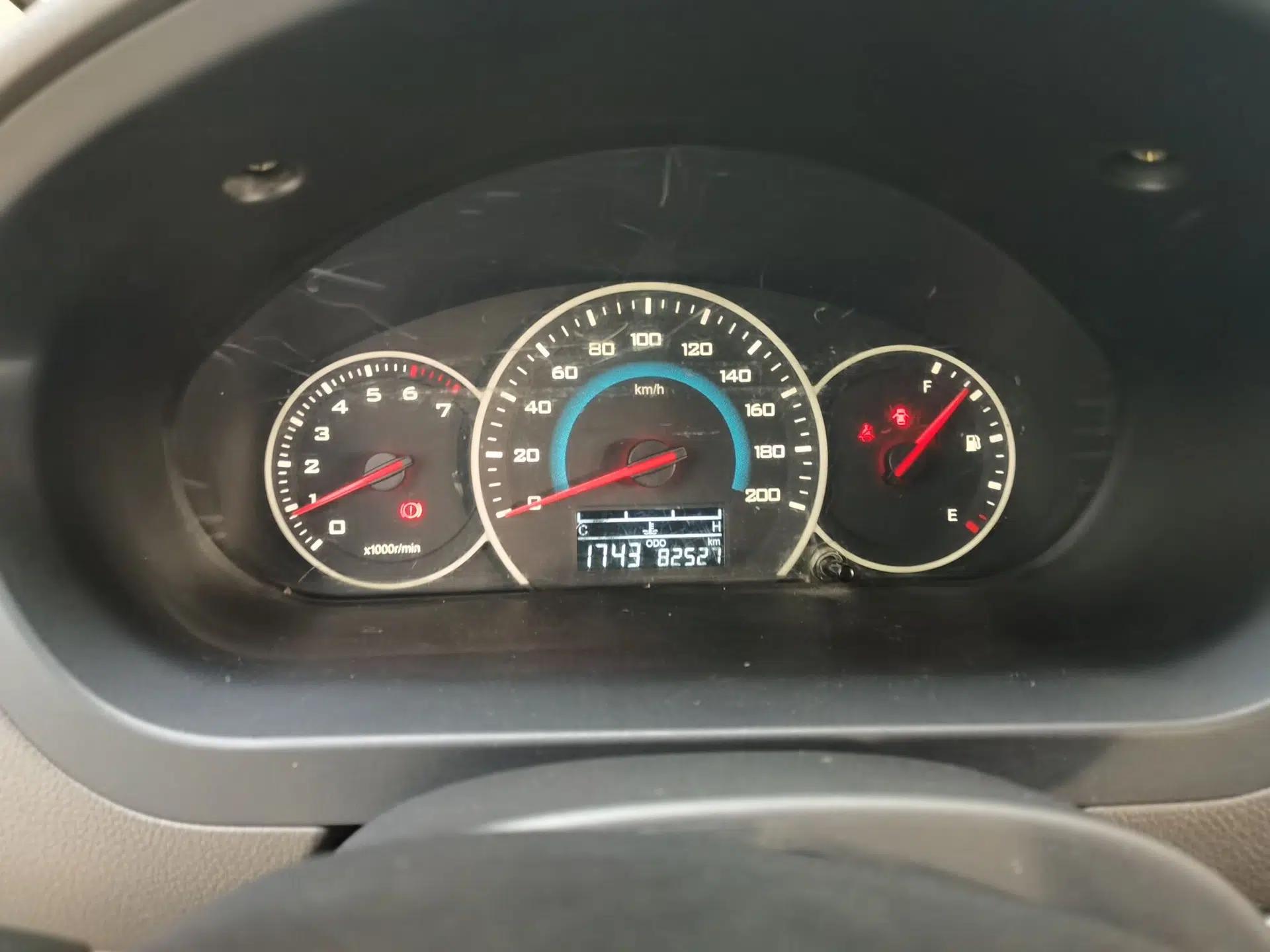 Wuling Rongguang V 2016 1.5L Standard Version — миниатюра 12