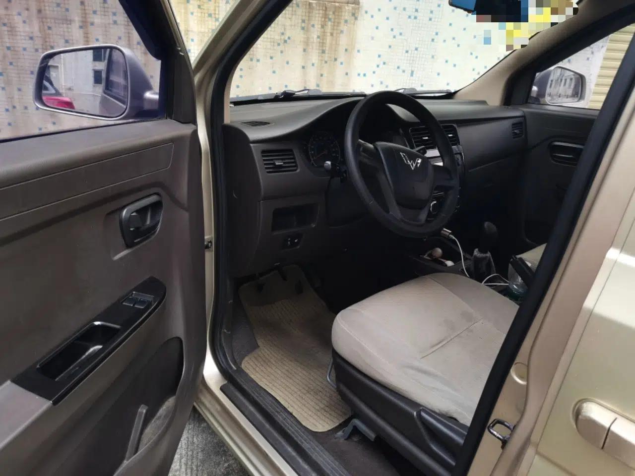 Wuling Rongguang V 2016 1.5L Standard Version — миниатюра 17