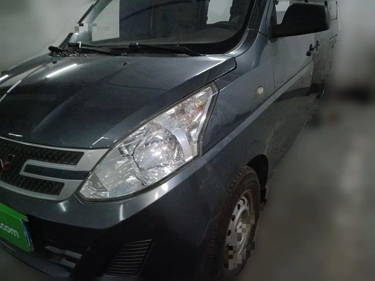 Wuling Rongguang V 2015 1.2L Practical Model — миниатюра 1