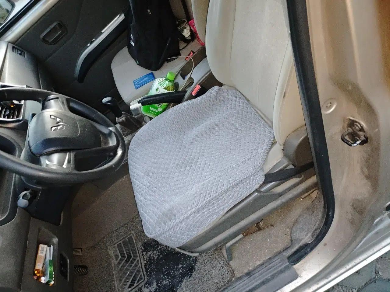 Wuling Rongguang V 2018 1.5L Standard Version — миниатюра 16