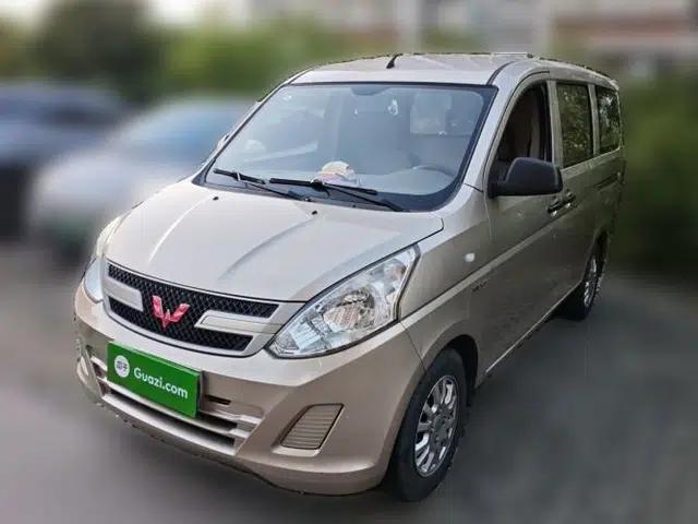 Wuling Rongguang V 2018 1.5L Standard Version
