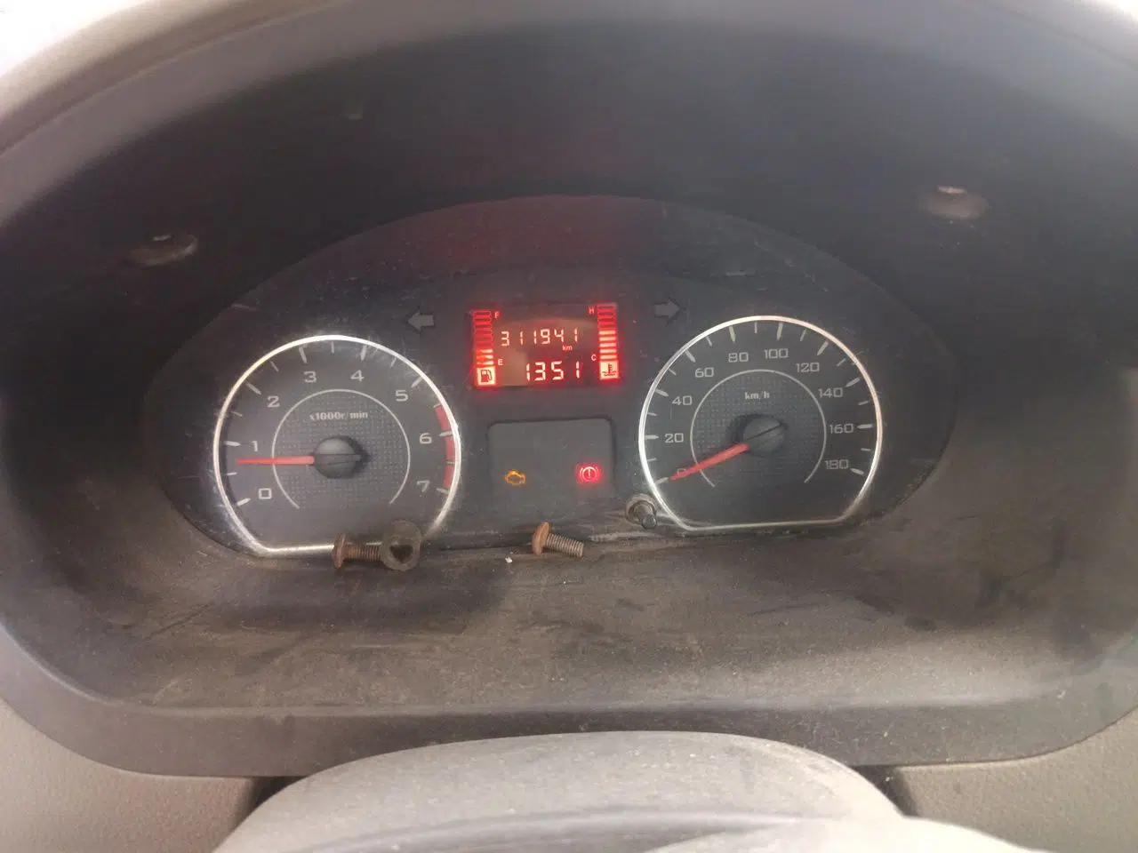 Wuling Rongguang V 2016 1.5L Practical Version — миниатюра 12