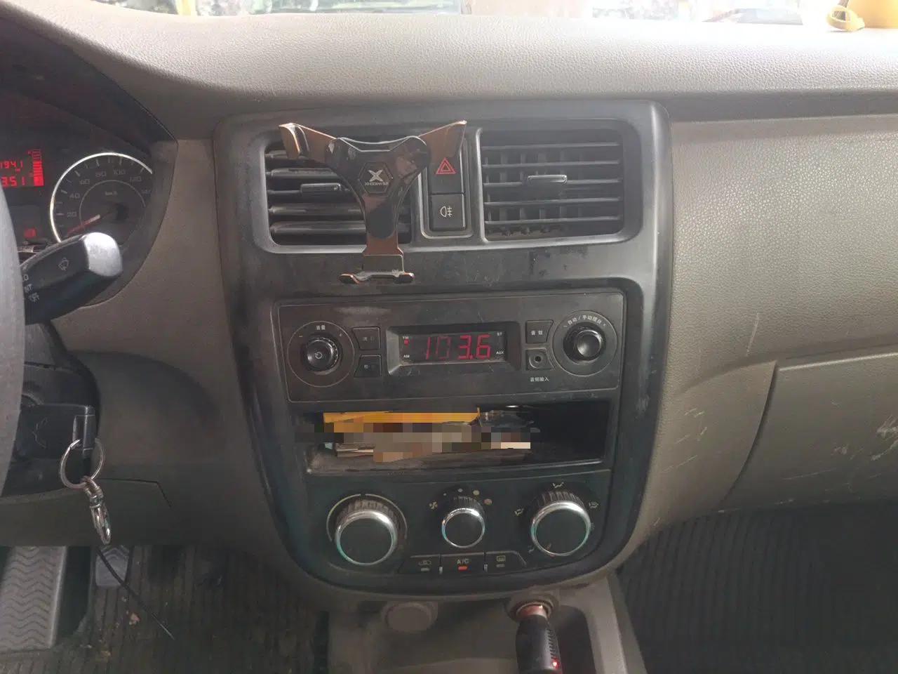 Wuling Rongguang V 2016 1.5L Practical Version — миниатюра 14
