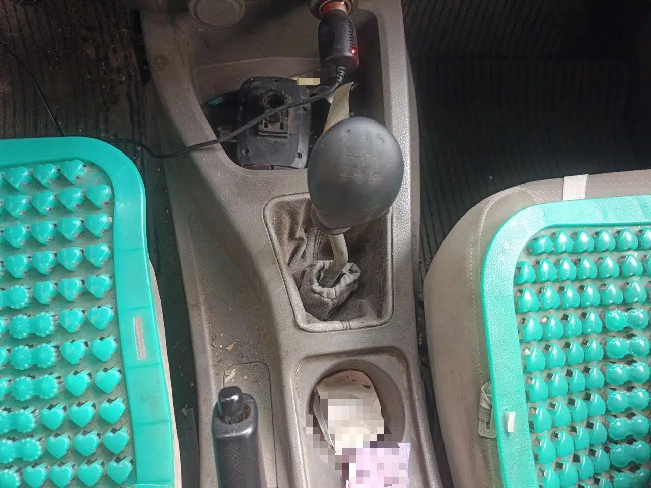 Wuling Rongguang V 2016 1.5L Practical Version — миниатюра 15
