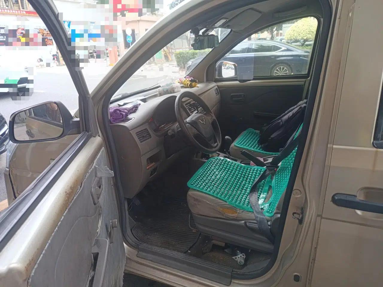 Wuling Rongguang V 2016 1.5L Practical Version — миниатюра 17