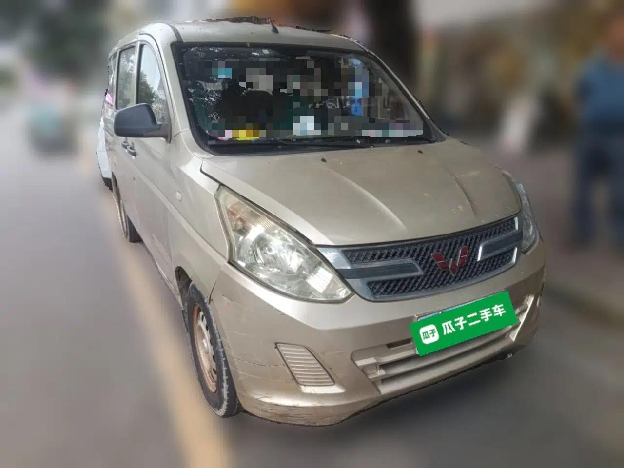 Wuling Rongguang V 2016 1.5L Practical Version — миниатюра 3