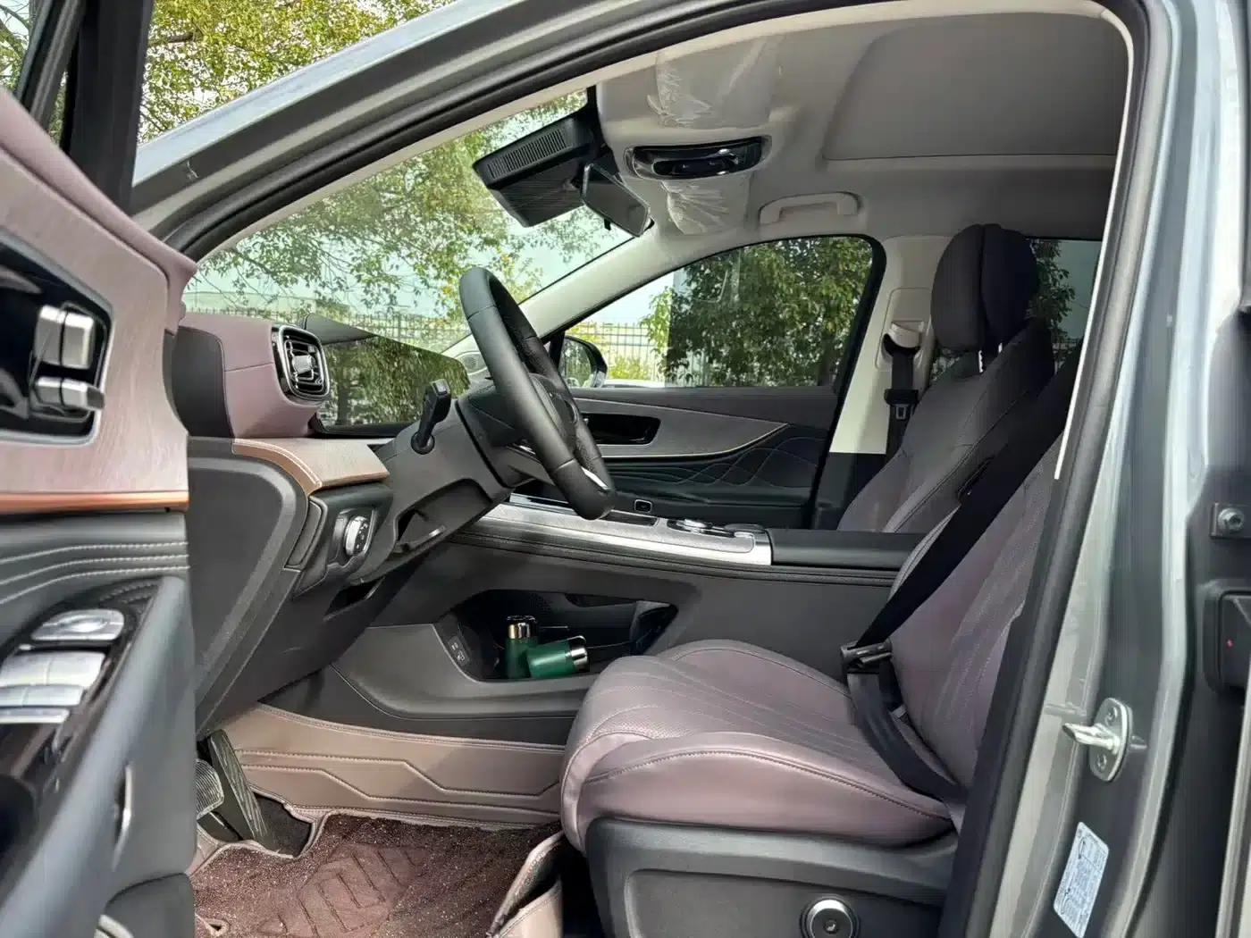 Chery Tiggo 9 C-DM 2025 1.5T 106KM Super Enjoy Edition 7-seater Lithium Iron Phosphate — миниатюра 4