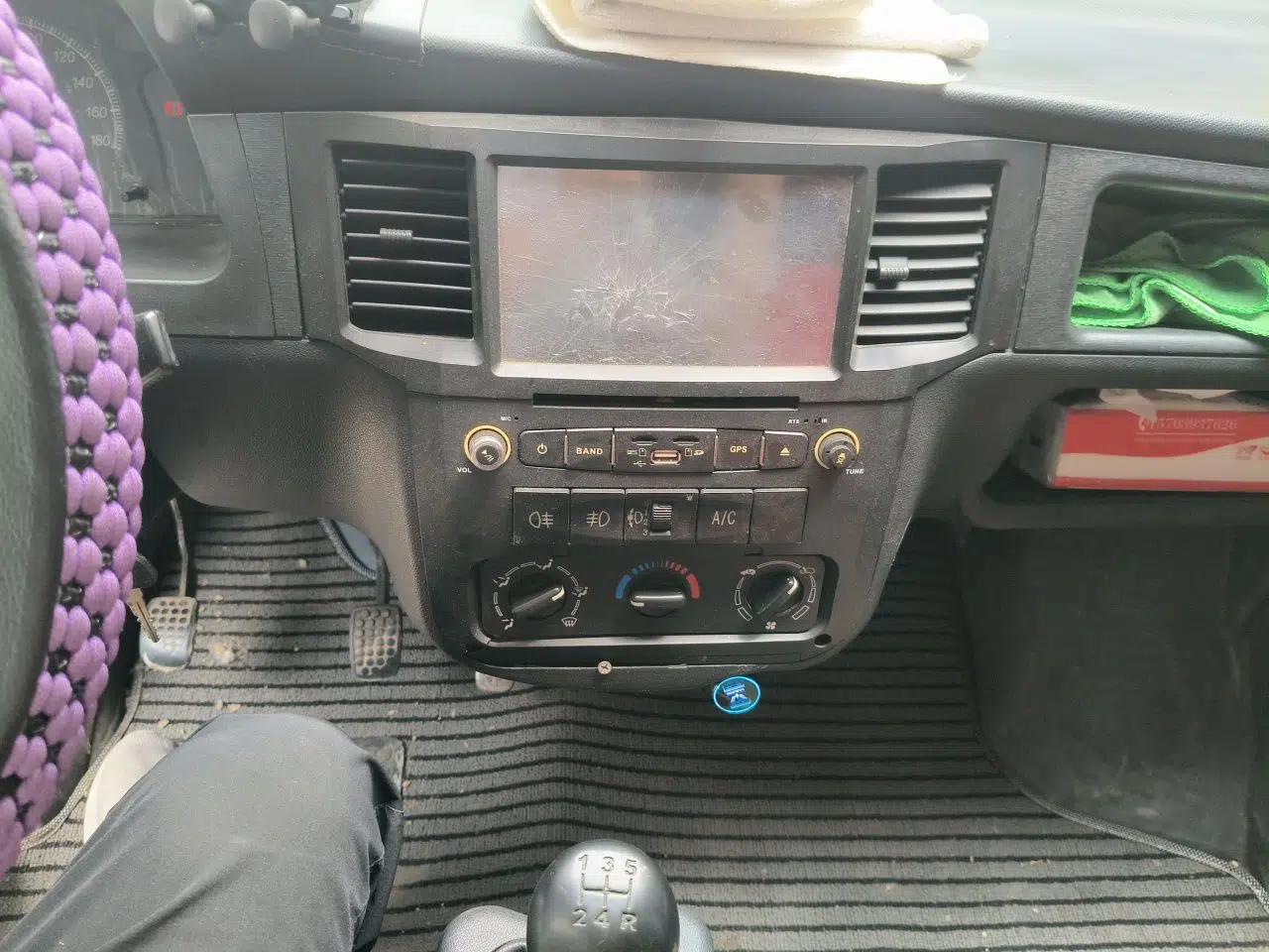 Wuling Zhiguang 2013 1.0L Practical Version — миниатюра 14