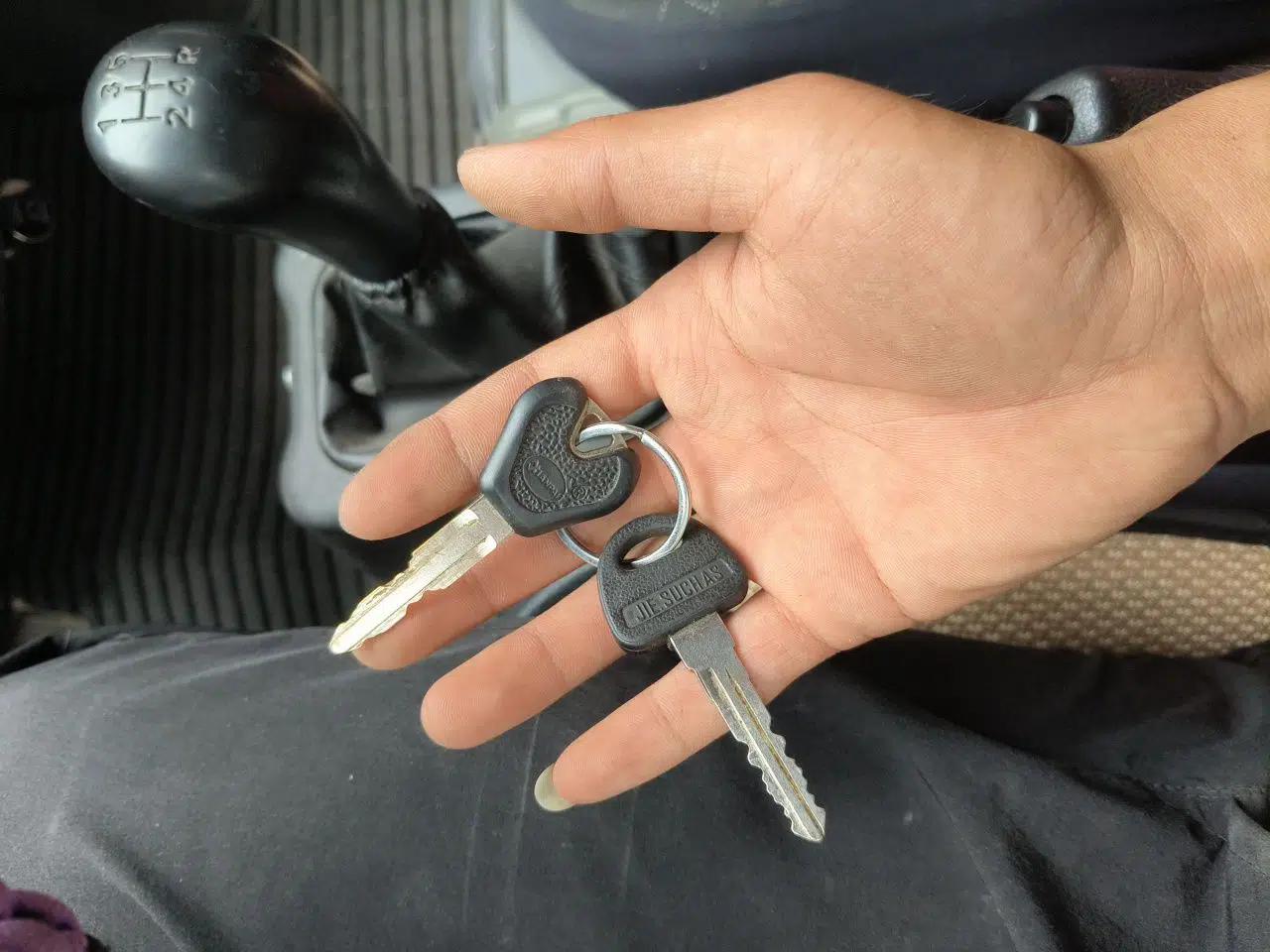 Wuling Zhiguang 2013 1.0L Practical Version — миниатюра 9