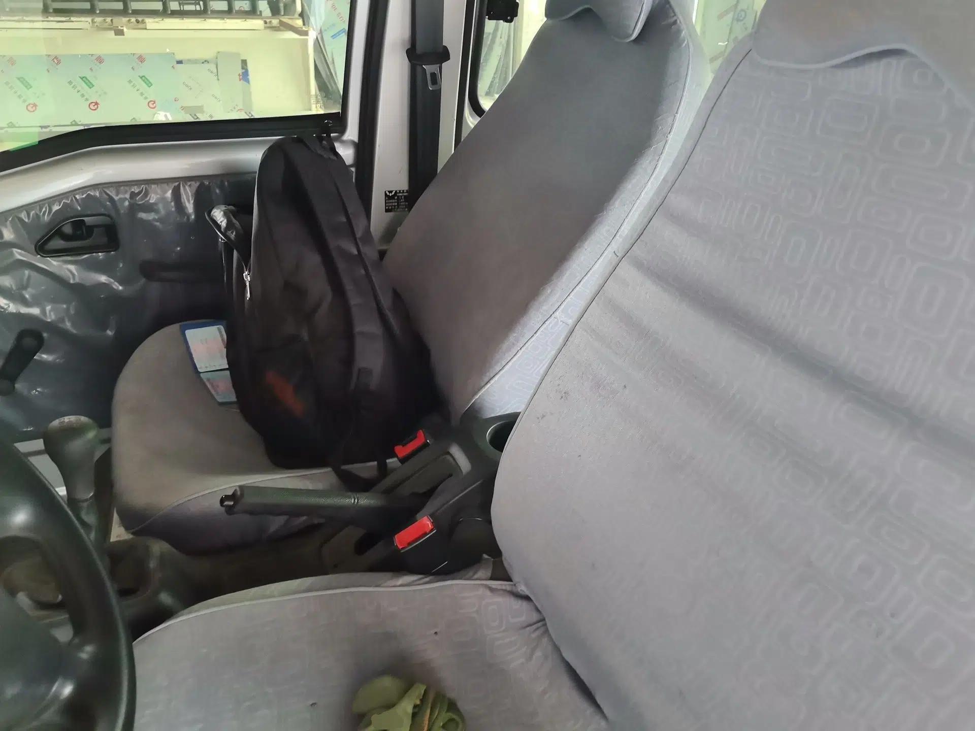Wuling Zhiguang 2023 1.5L Practical Version 5/7 Seats — миниатюра 16