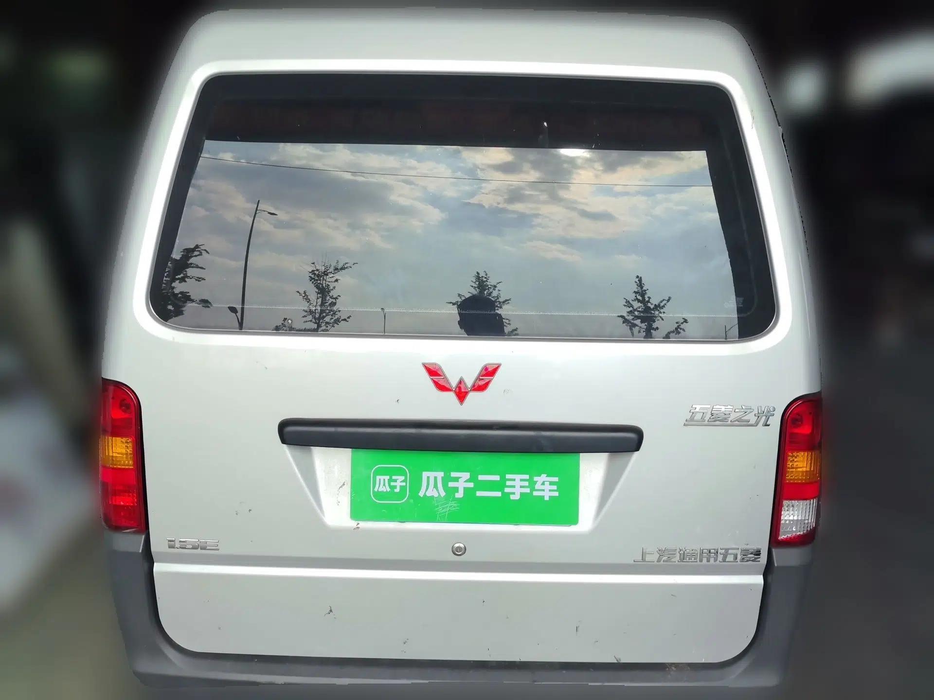 Wuling Zhiguang 2023 1.5L Practical Version 5/7 Seats — миниатюра 5