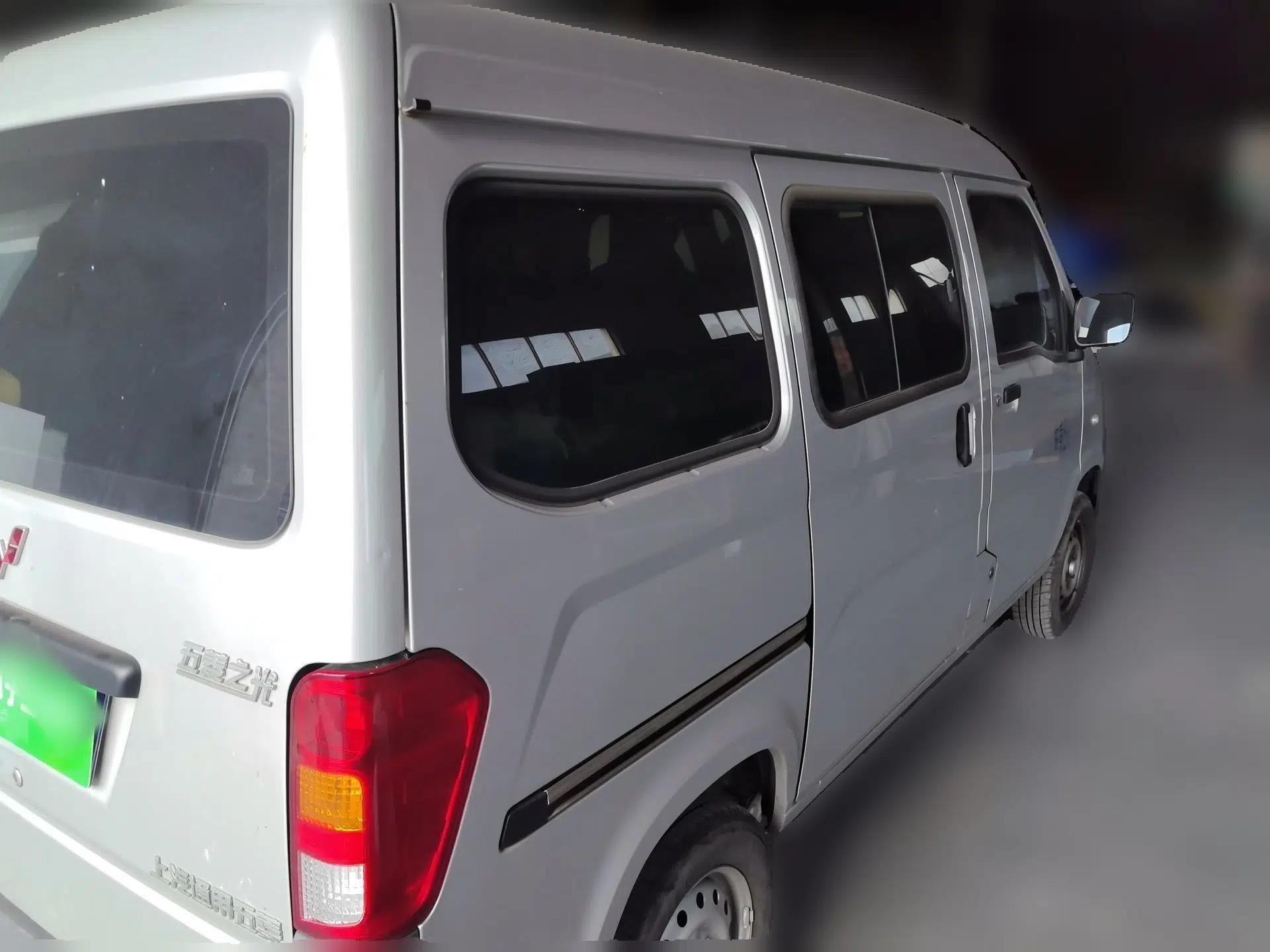 Wuling Zhiguang 2023 1.5L Practical Version 5/7 Seats — миниатюра 6