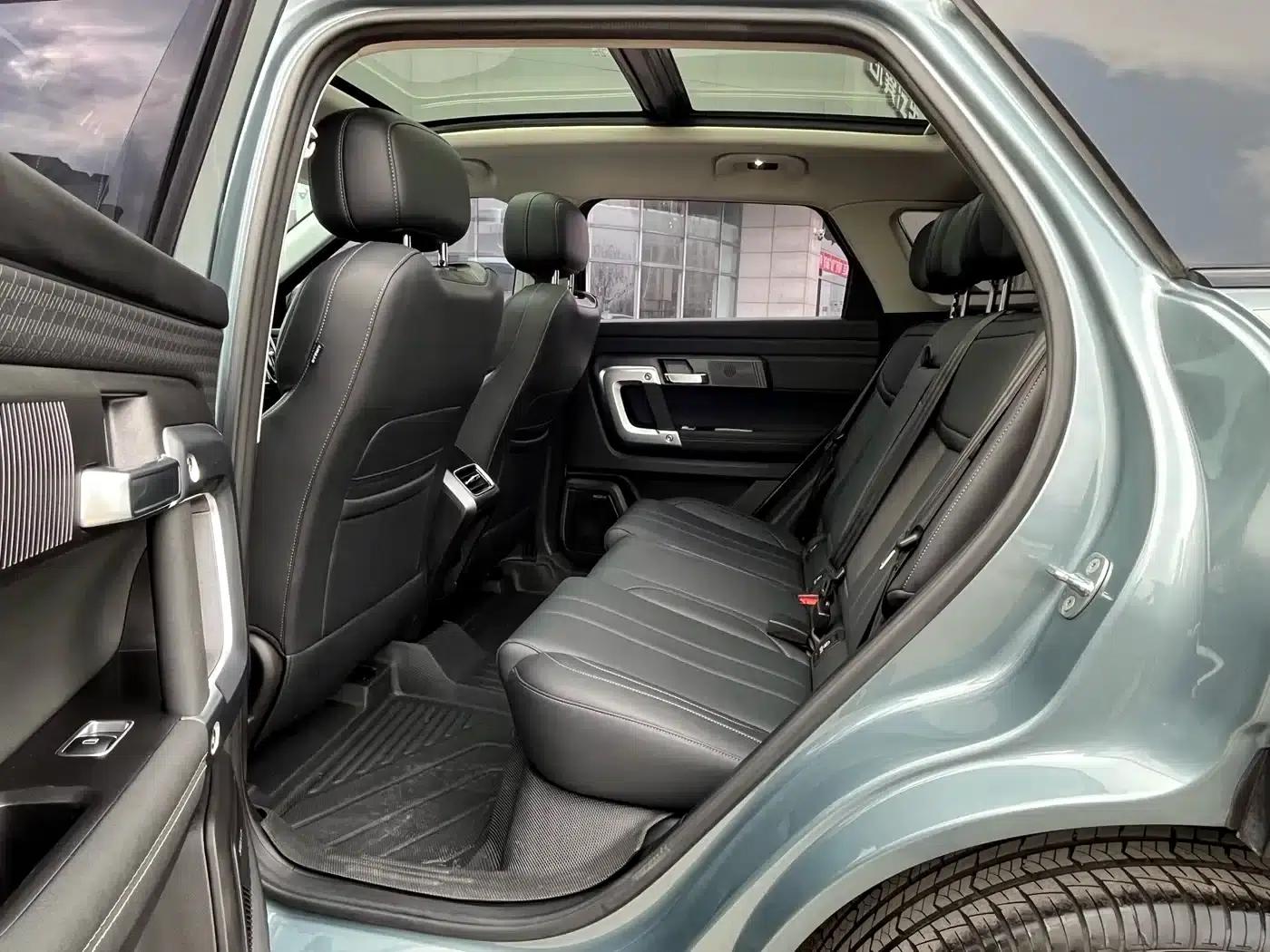 Explore 06 2023 Facelift Urban Edition 1.6T 2WD Luxury — миниатюра 14