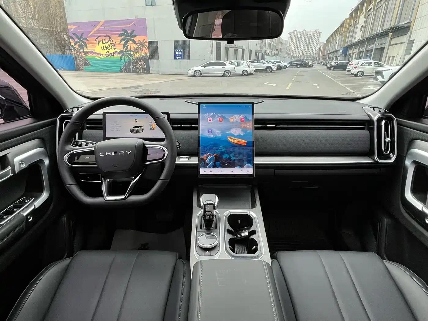 Explore 06 2023 Facelift Urban Edition 1.6T 2WD Luxury — миниатюра 9