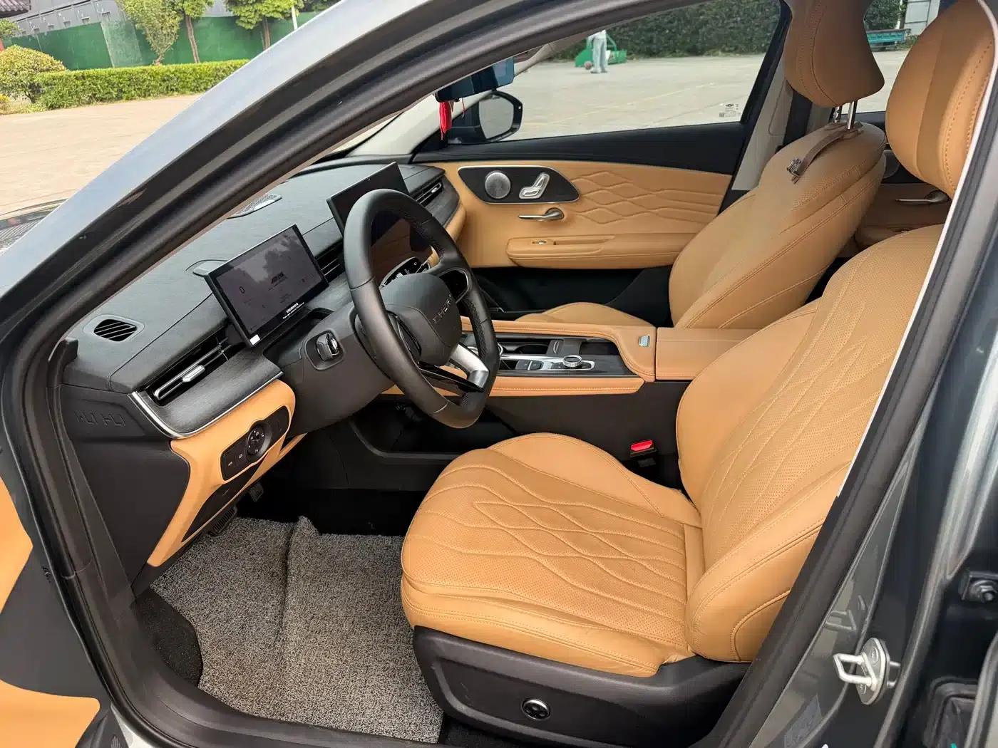 Chery Arrizo 8 PRO 2025 1.6T DCT Luxury+ — миниатюра 4