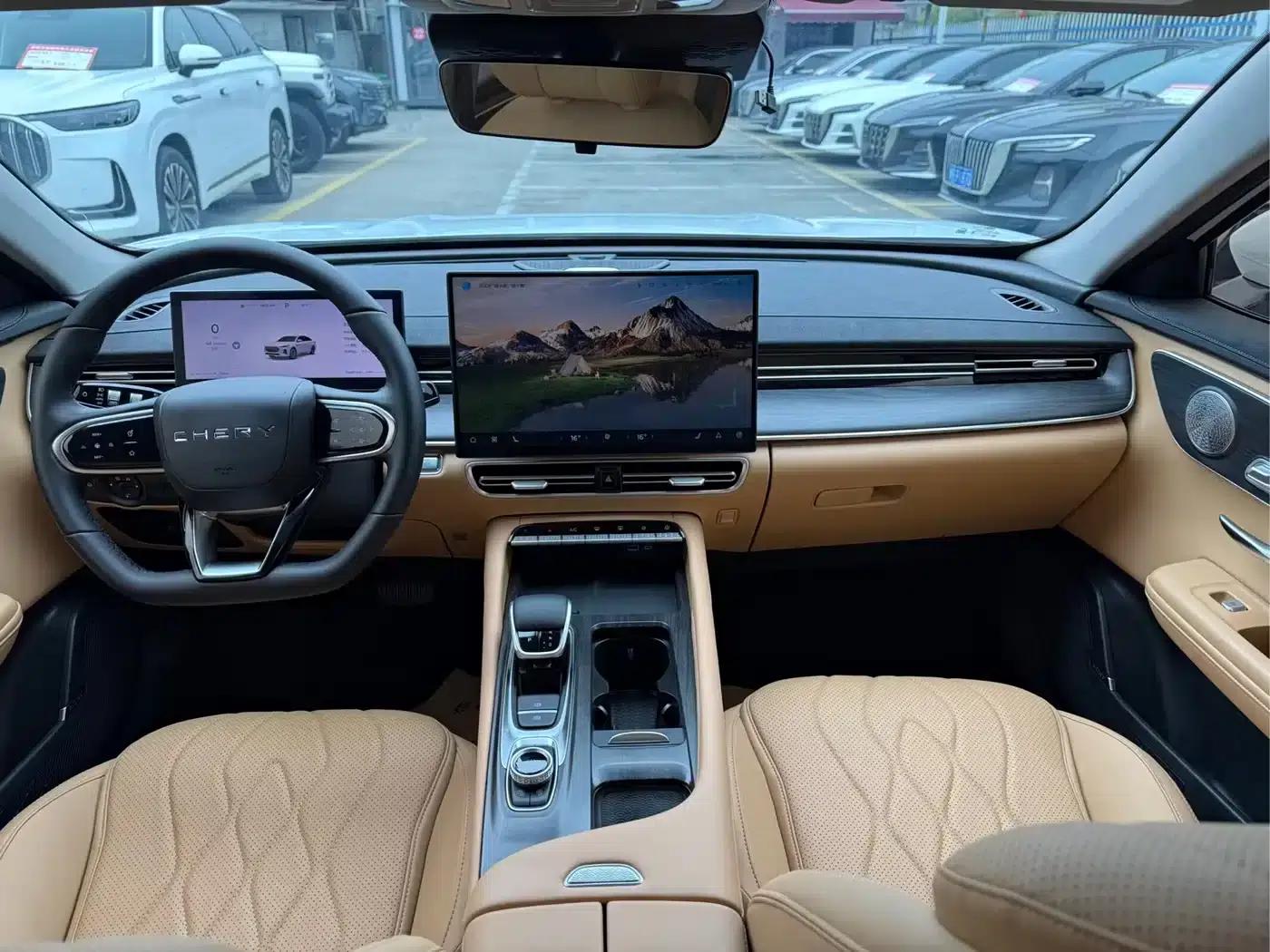 Chery Arrizo 8 PRO 2025 1.6T DCT Luxury Edition — миниатюра 12