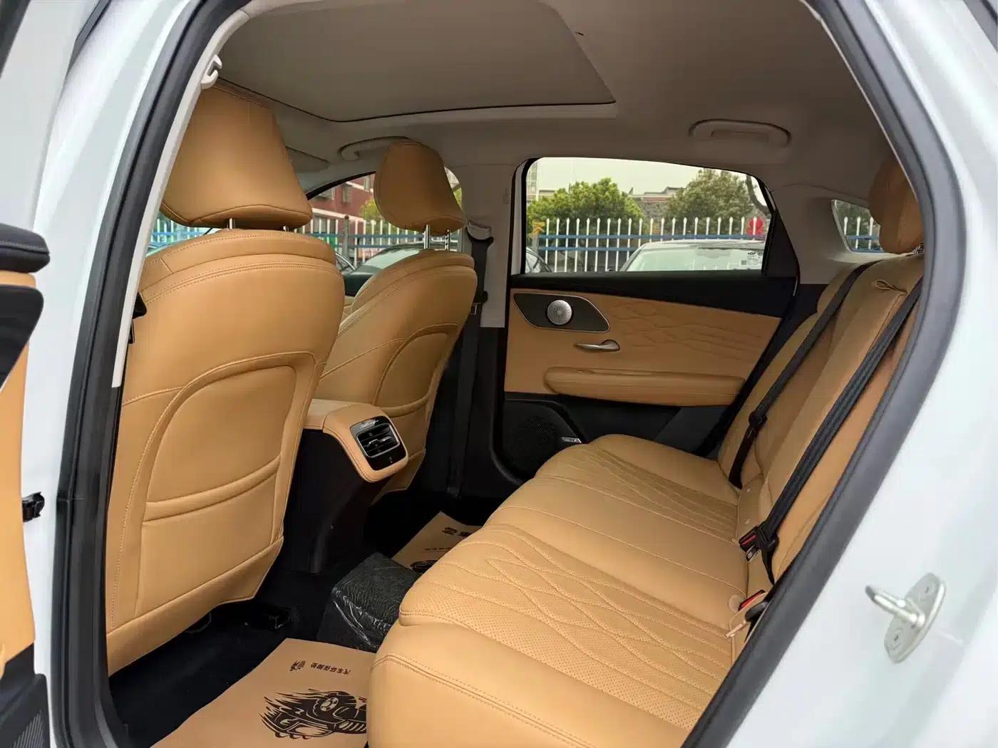 Chery Arrizo 8 PRO 2025 1.6T DCT Luxury Edition — миниатюра 9