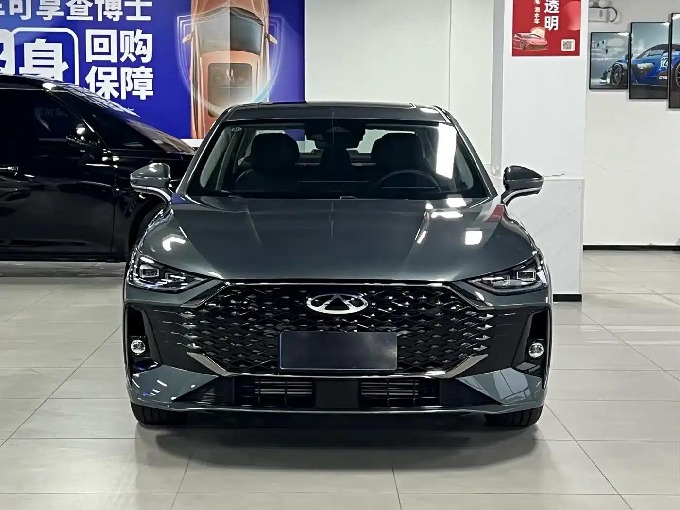 Chery Arrizo 8 PRO 2025 1.6T DCT Luxury+ — миниатюра 2
