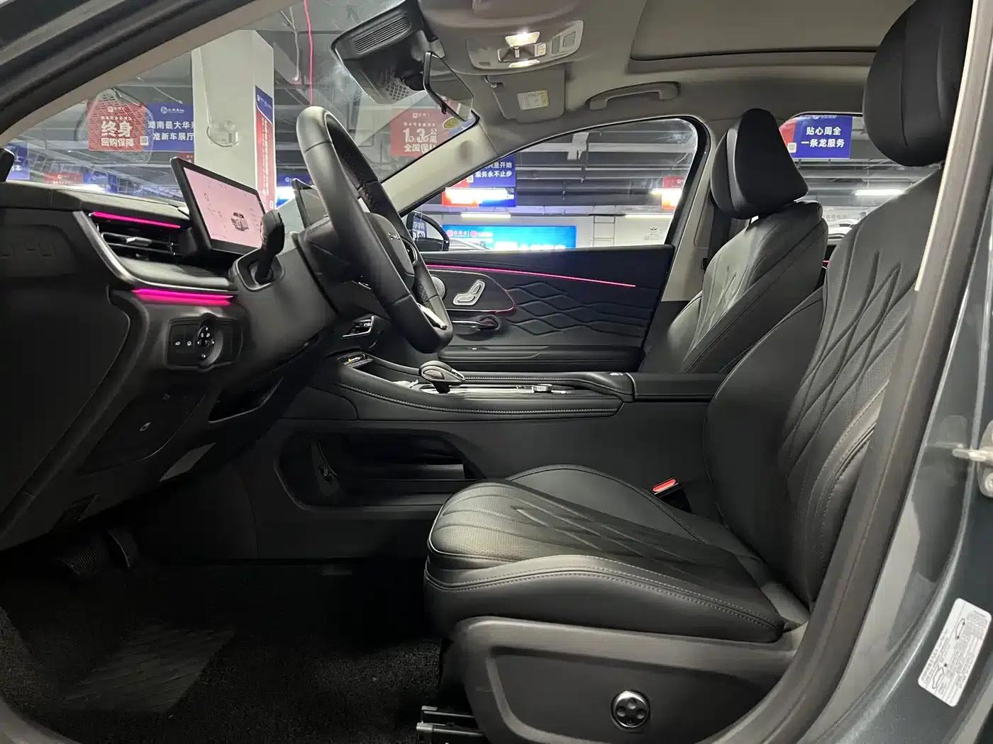 Chery Arrizo 8 PRO 2025 1.6T DCT Luxury+ — миниатюра 4