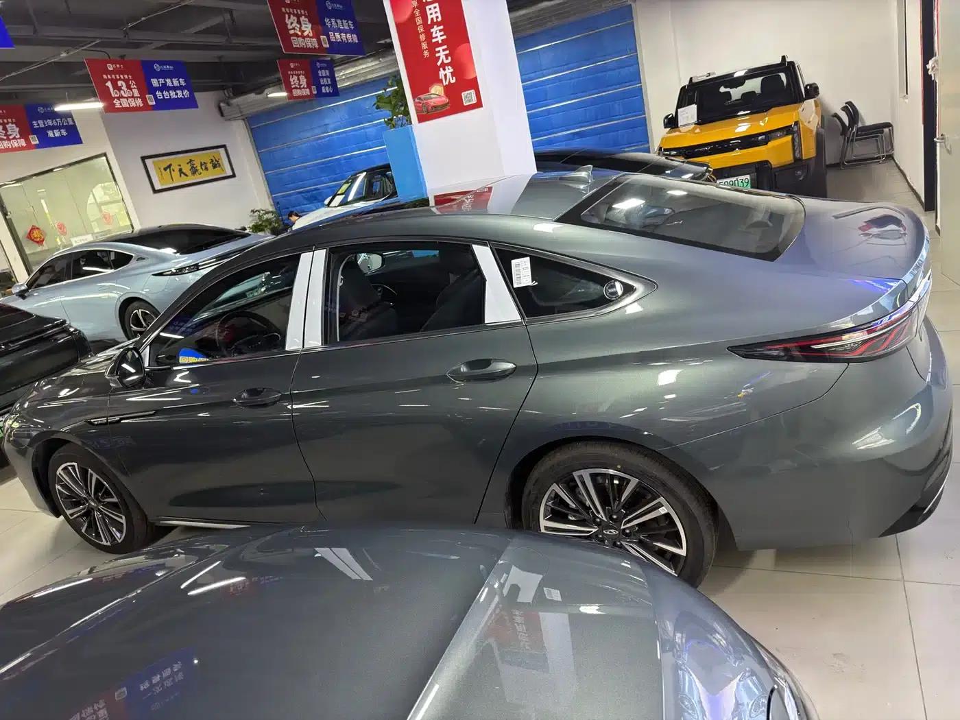 Chery Arrizo 8 PRO 2025 1.6T DCT Luxury+ — миниатюра 8