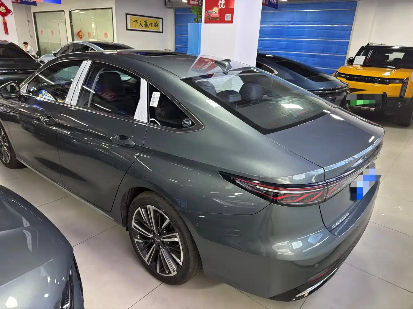 Chery Arrizo 8 PRO 2025 1.6T DCT Luxury+ — миниатюра 9