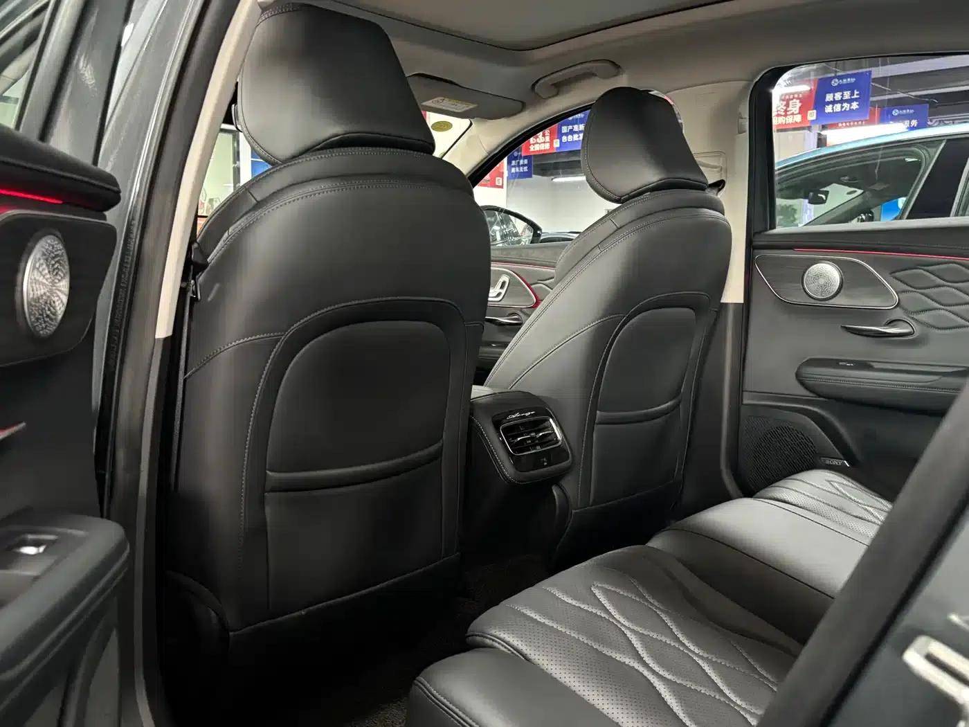 Chery Arrizo 8 PRO 2025 1.6T DCT Luxury+ — миниатюра 5