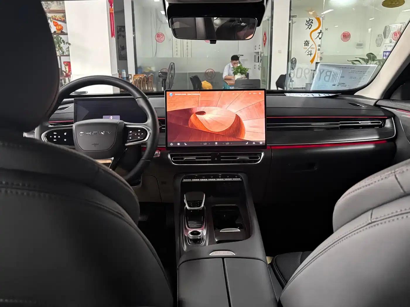 Chery Arrizo 8 PRO 2025 1.6T DCT Luxury+ — миниатюра 6