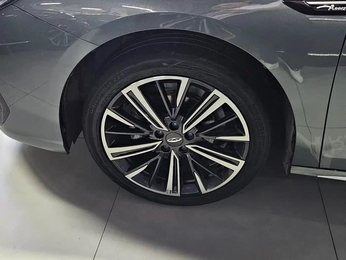 Chery Arrizo 8 PRO 2025 1.6T DCT Luxury+ — миниатюра 9