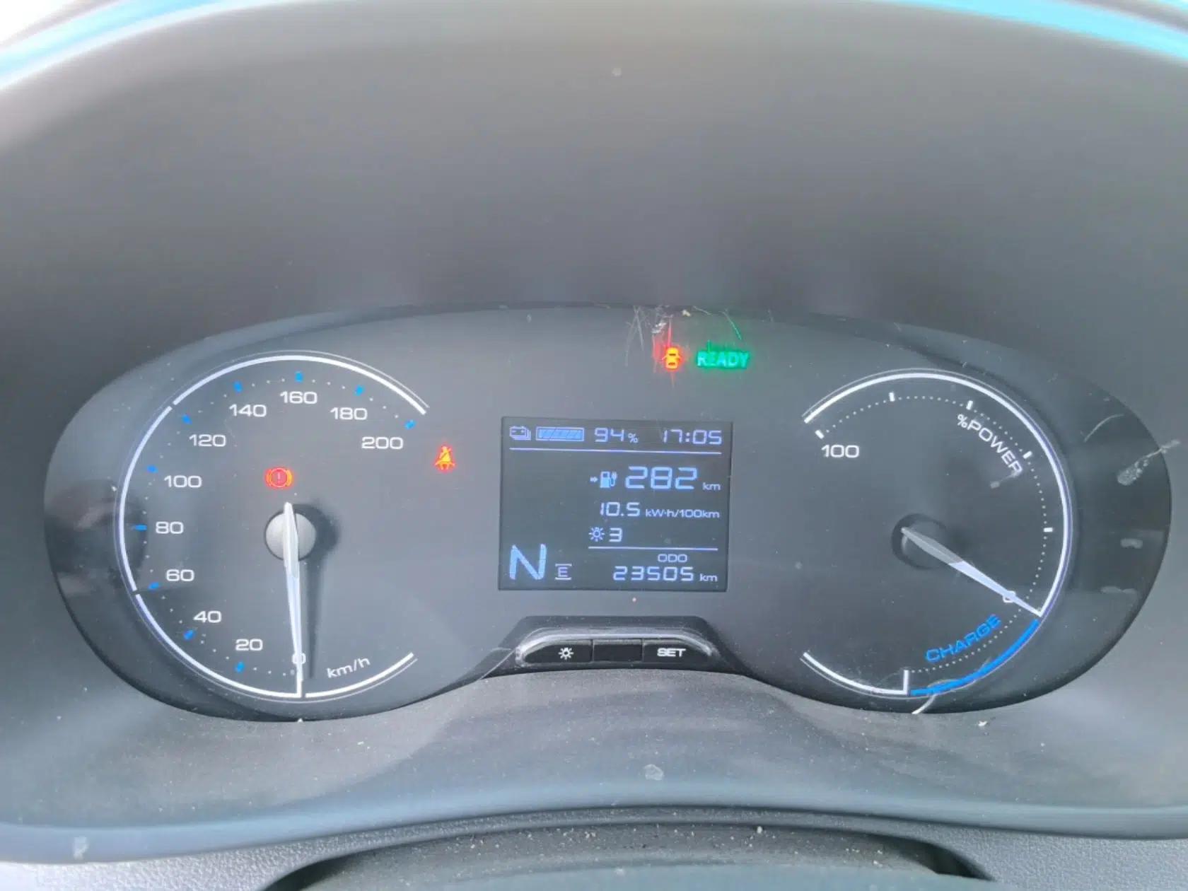 Wuling Hongguang New Energy 2024 All-Electric Model 300KM Standard Version — миниатюра 15