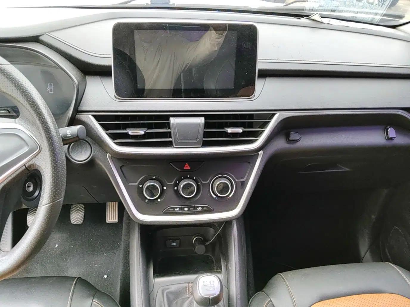Wuling Hongguang S3 2019 1.5L Manual Comfort Model China VI Standard — миниатюра 16