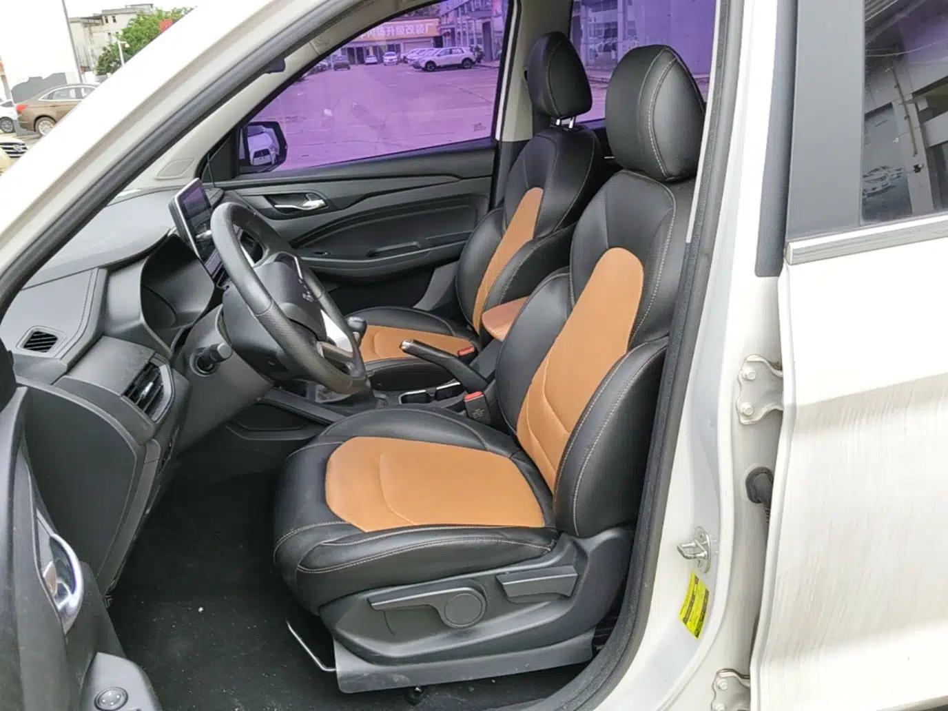 Wuling Hongguang S3 2019 1.5L Manual Comfort Model China VI Standard — миниатюра 18
