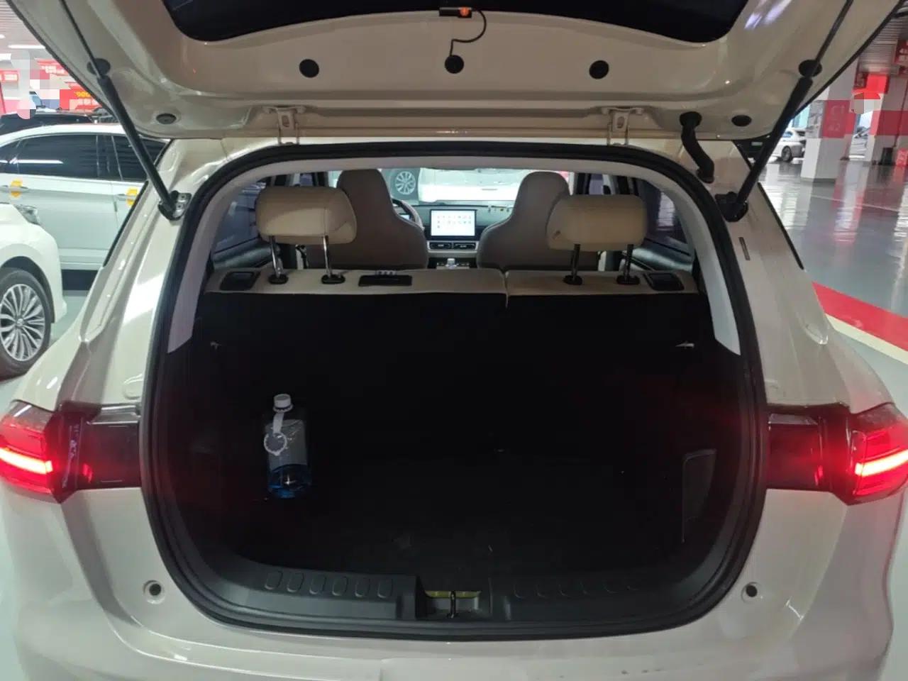 Wuling Bingo PLUS 2024 330 km Range Five-Seater Version — миниатюра 22