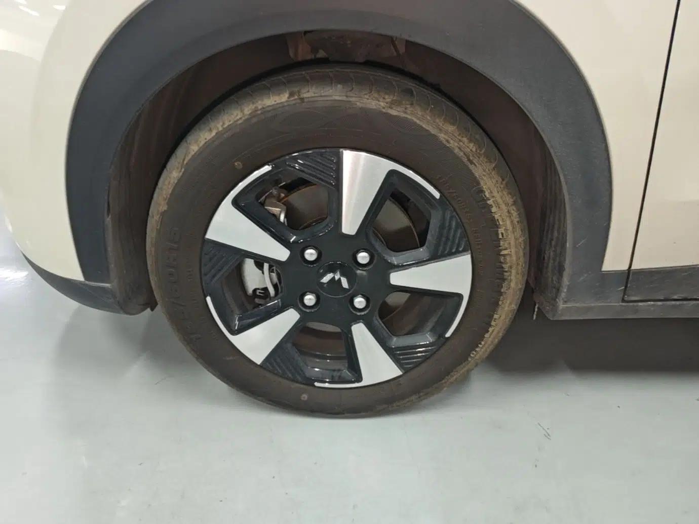 Wuling Bingo PLUS 2024 330 km Range Five-Seater Version — миниатюра 8