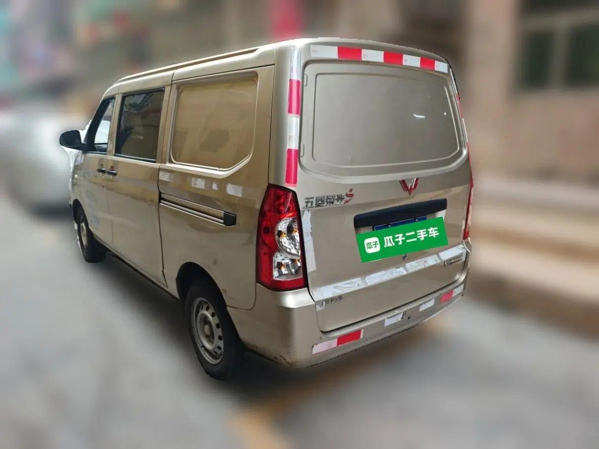 Wuling Rongguang S  — миниатюра 4