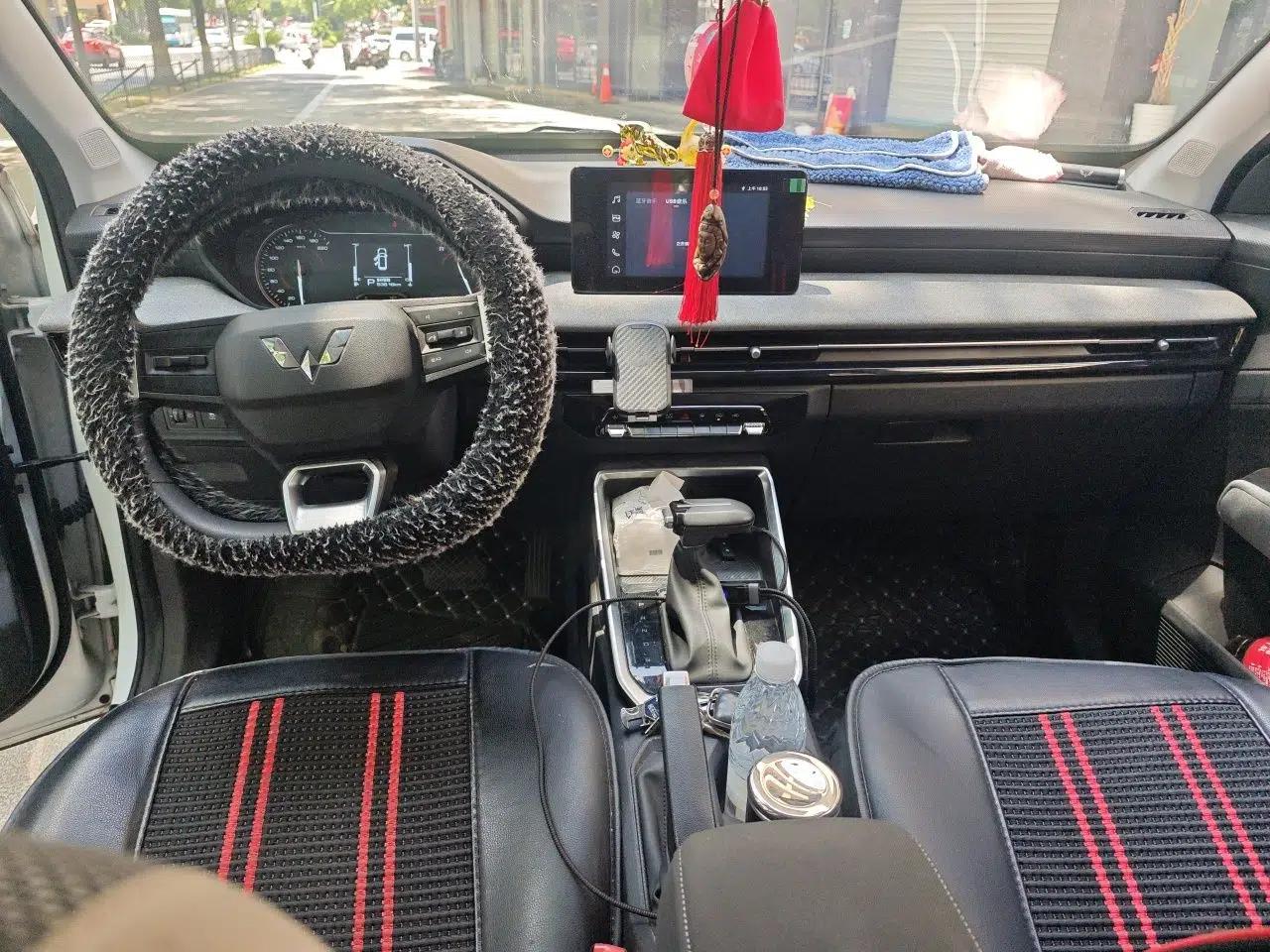 Wuling Alvez 2023 1.5L CVT Comfort Edition — миниатюра 10