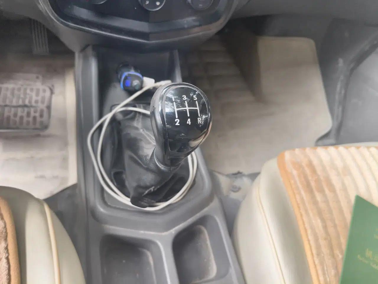 Wuling Zhengcheng 2015 1.5L Comfort L3C — миниатюра 15