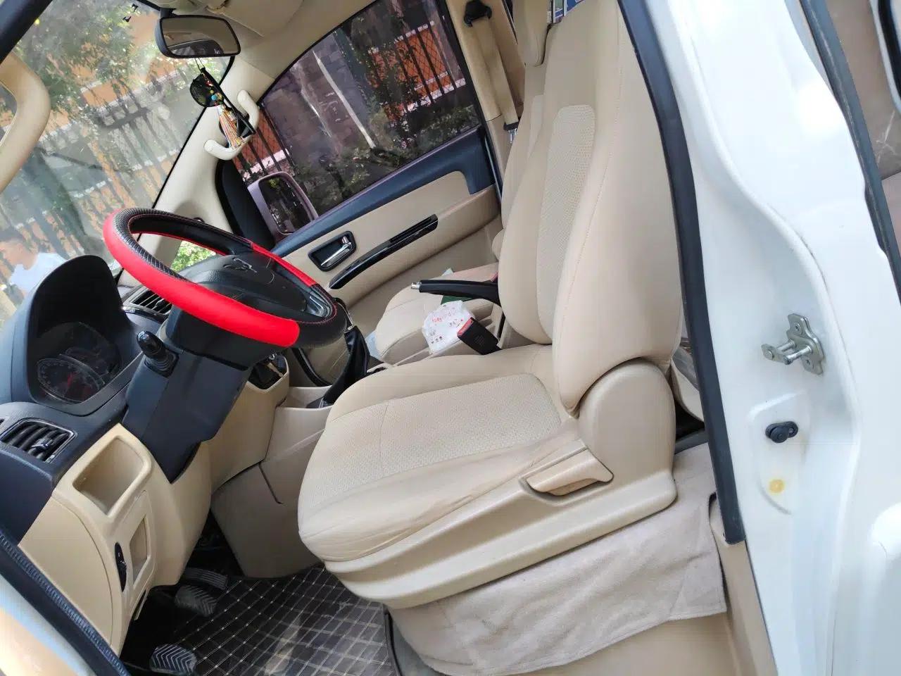 Wuling Zhengcheng 2015 1.8L Luxury Model LJ479QE2 — миниатюра 16