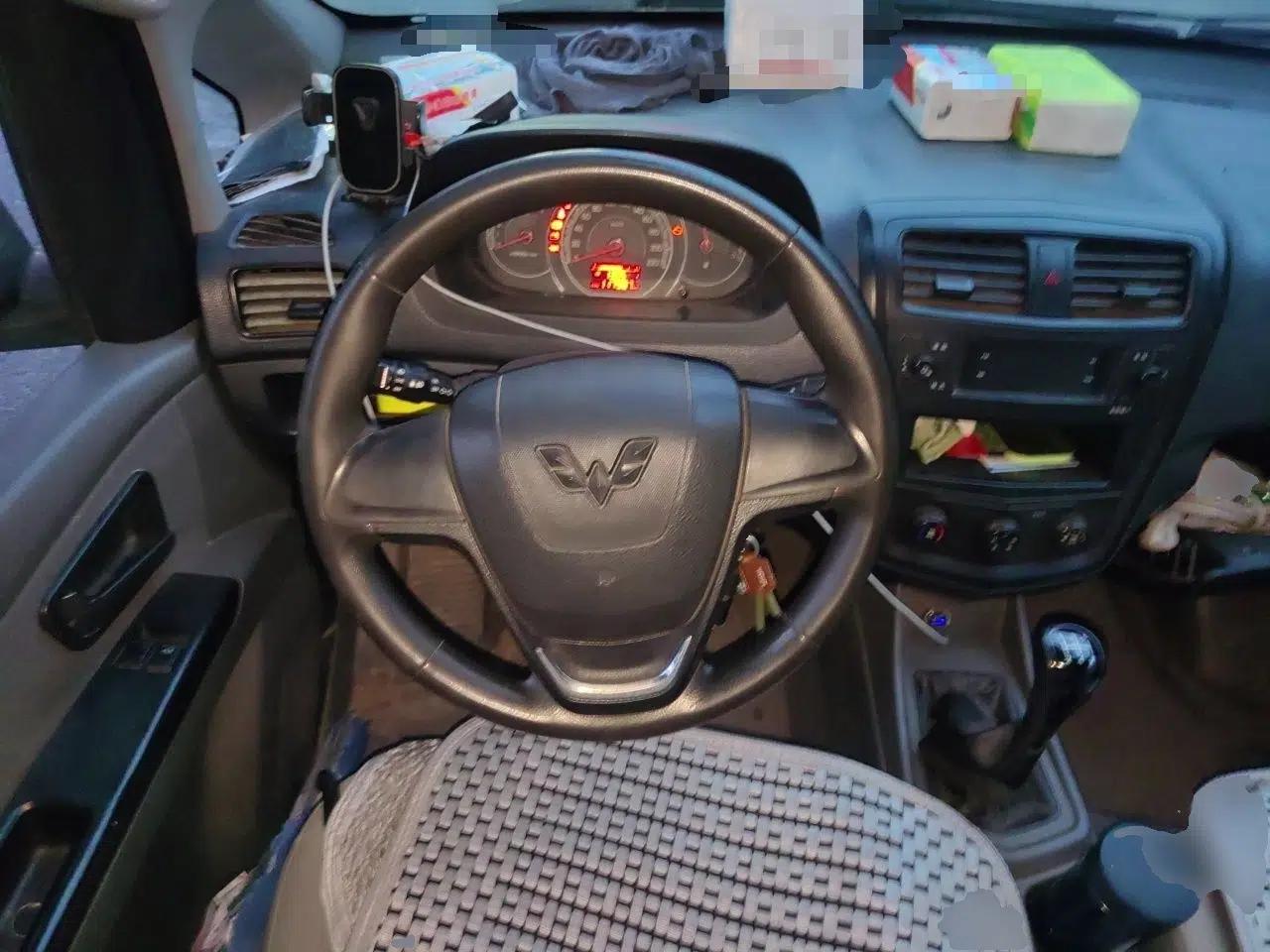 Wuling Zhengcheng 2015 1.8L Comfort Model LJ479QE2 — миниатюра 11