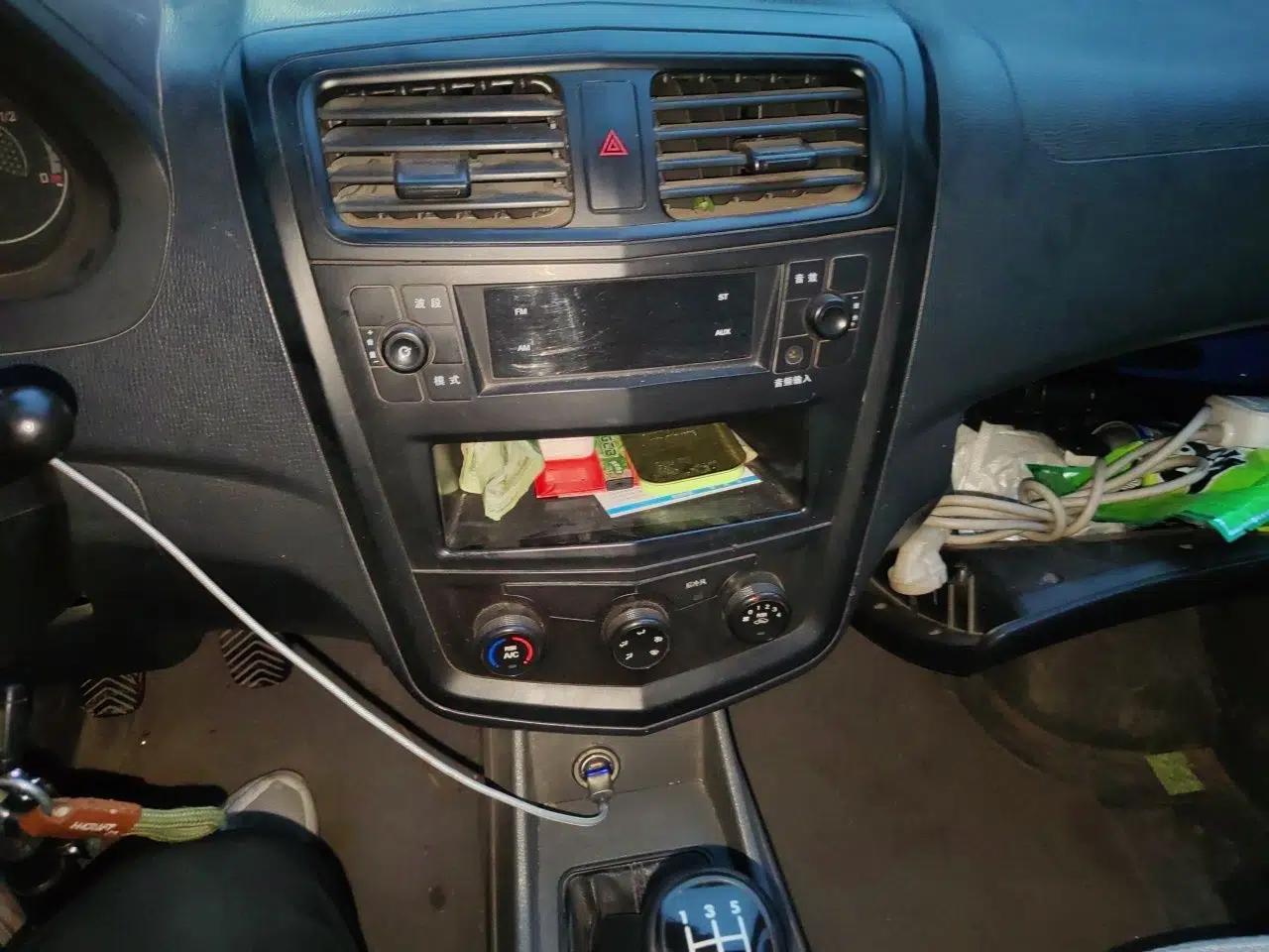 Wuling Zhengcheng 2015 1.8L Comfort Model LJ479QE2 — миниатюра 14
